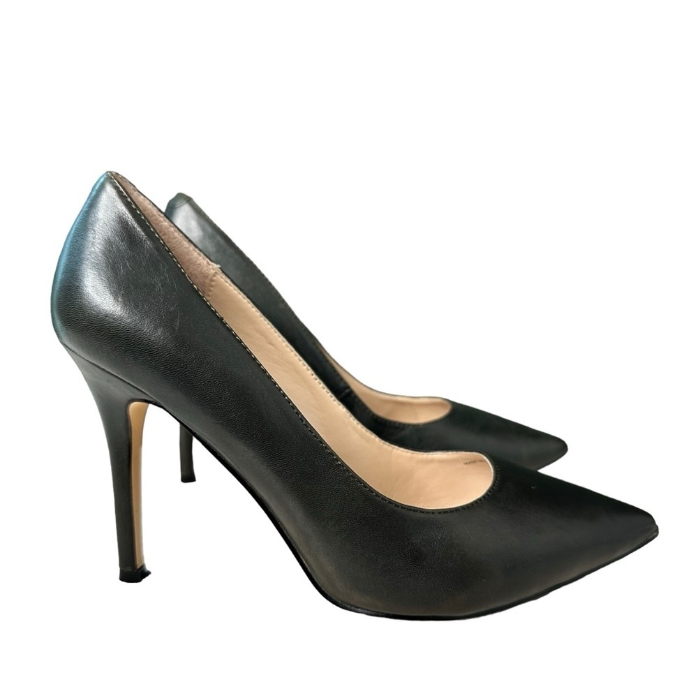 WHBM | Sergeant Green Pumps Size 6.5 - Picture 3 of 16